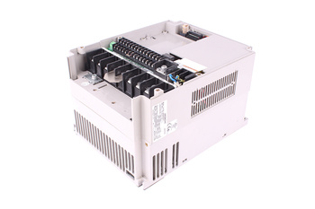 SJ700-055HFEF2 HITACHI SJ700