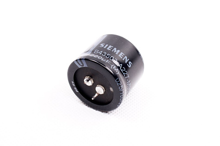 CONDENSATOR B43503-A227-M90 SIEMENS 220UF, 400VDC