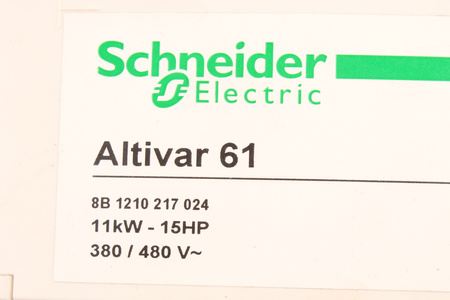 ATV61HD11N4 SCHNEIDER ELECTRIC ALTIVAR 61 UNITATE DE CONTROL