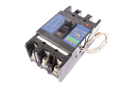 NF100-CS MITSUBISHI ELECTRIC