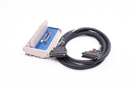 JUSP-TA50PG-2E RP EUMAX PENTRU SGDV YASKAWA 2M CABLU DE SEMNAL