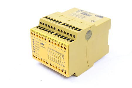 PNOZ11 PILZ 774080 RELEU DE SIGURANȚĂ