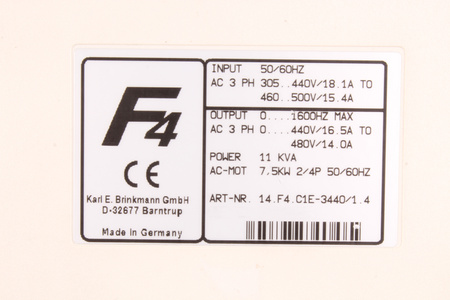 09.F4.T20-0009 KEB PARTEA DIN FAȚĂ A CUTIEI