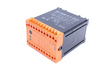 BN5983.53/104 DOLD RELEU DE SIGURANȚĂ