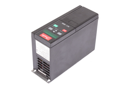 VLT2822PT4B20SBR1DBF00A00 DANFOSS 195N1052