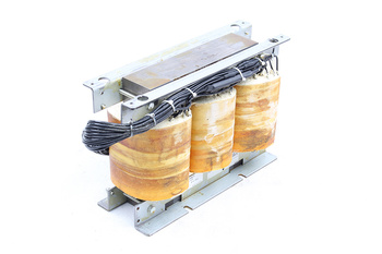 A80L-0024-0028 FANUC 380-415/440-481/500-575V, 210-240/200-230V TRANSFORMATOR