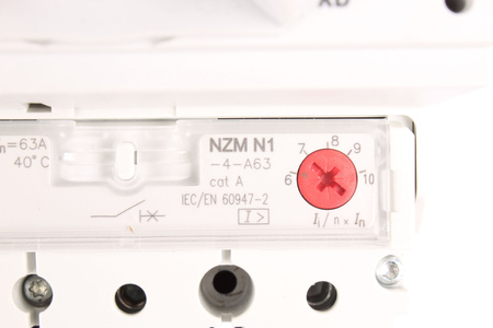 NZMN1-4-A63 EATON NZM1 DECONECTOR