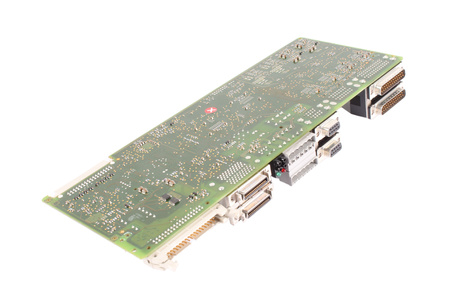 6SN1118-0DM31-0AA1 SIEMENS A5E00338263D DEFECT – PENTRU PIESE