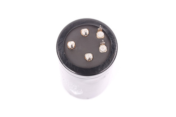 CONDENSATOR B43306-U6477-M1 S+M 25/070/56 470UF, 500VDC CONDENSATOR