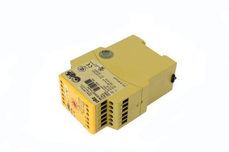 PZW30/24VDC1N/O2N/C PILZ 774019 RELEU DE SIGURANȚĂ