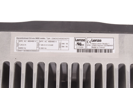 E84DGDVB30242PS LENZE 8400 MOTEC DRIVE UNIT