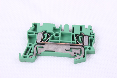 ZPE2.5 WEIDMULLER 2.5MM2 CONECTOR SERIAL CU ORIFICIU PENTRU CONDUCTOR DE PROTECȚIE