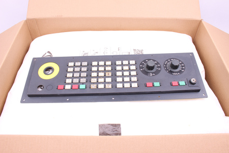 6FC5203-0AD10-0AA0 SIEMENS VERSION K SINUMERIK FM-NC/810D/DE/840D/DE TASTATURĂ