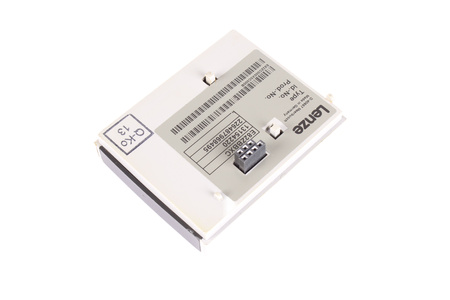 E82ZBBXC LENZE CONTROL ȘI PANOU DE CONTROL