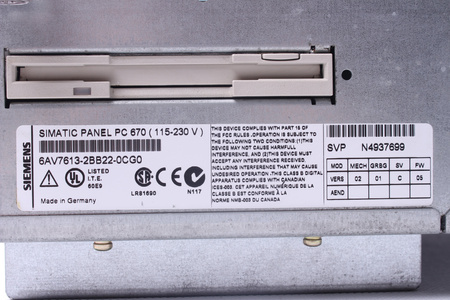 6AV7613-2BB22-0CG0 SIEMENS SIMATIC PANEL PC670