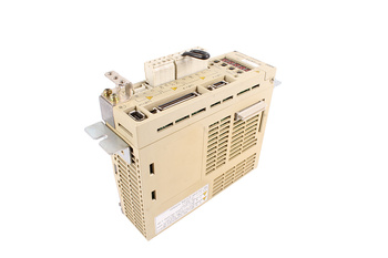SGDH-02AE-R YASKAWA SERVOPACK