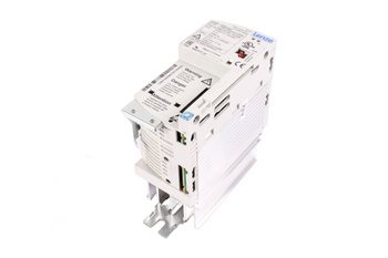 E82EV371_2C LENZE ID.-NO:13564190 8200 VECTOR