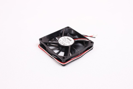 3106KL-05W-B59 NMB TECHNOLOGIES 80X80X15MM, 24V, 0.16A EVANTAI
