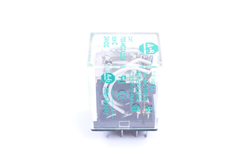 700-HC24Z24 ALLEN BRADLEY 4PDT 24VDC 5A RELEU