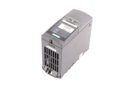 6SE6440-2AB13-7AA1 SIEMENS MICROMASTER MM440