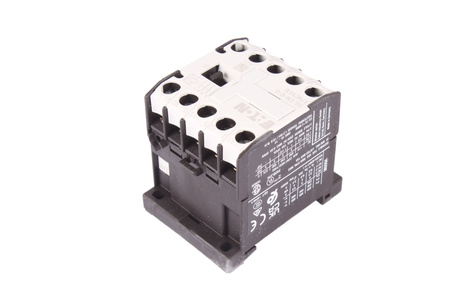 DILEM-10-G EATON XTMC9A10TD 24V CONTACTOARE