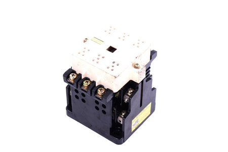 CRCAA3631-2/270 FUJI ELECTRIC 200/200-220V 440V 15KW