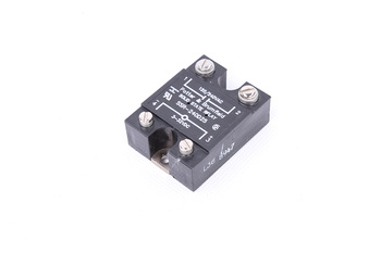 SSR-240D25 POTTER&BRUMFIELD 120/240VAC 3-32VDC RELEU