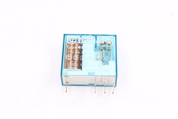 40.52 FINDER 250VAC 8A RELEU