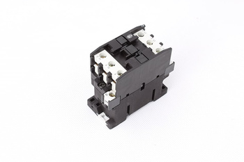 DIL0M MOELLER 24V ITH=35A CONTACTOARE