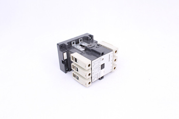 3TF4622-0AN2 SIEMENS 3TF46 600V 80A