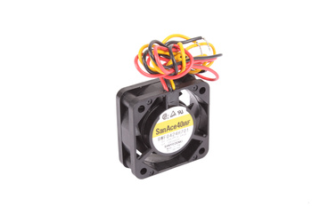 9WF0424H701 SANYO DENKI 40X40X15M, 24V EVANTAI